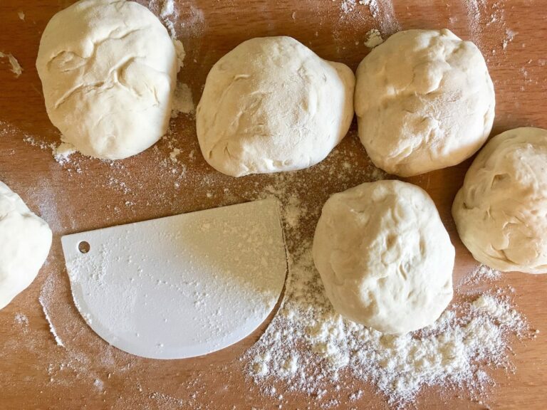 Brot Teig kneten achteln