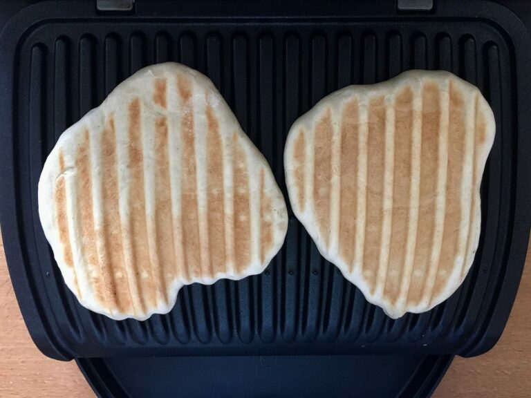 Brot im Kontaktgrill grillen