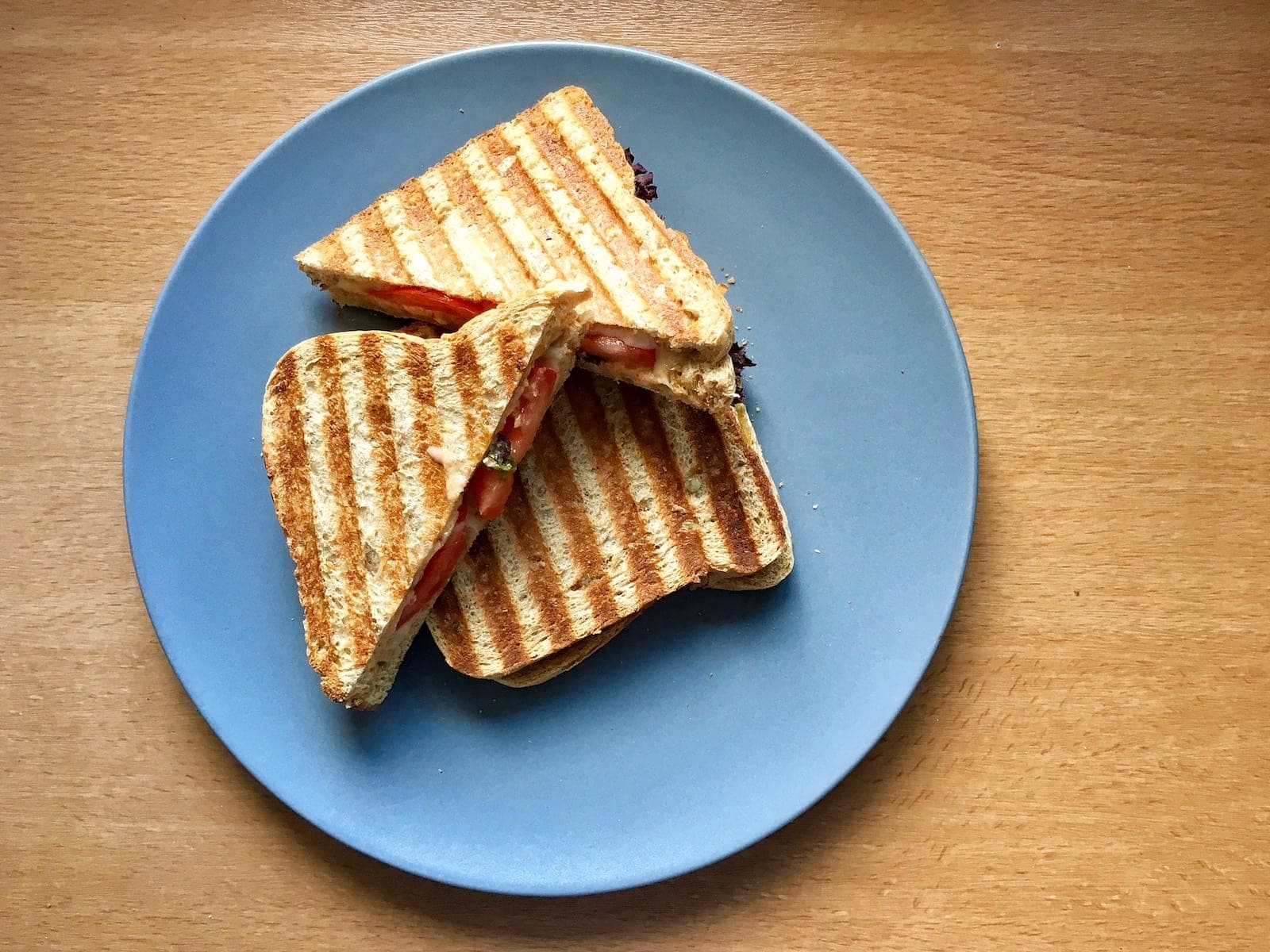 Einfaches Käse-Sandwich in nur 6 Minuten grillen – OptiWelt
