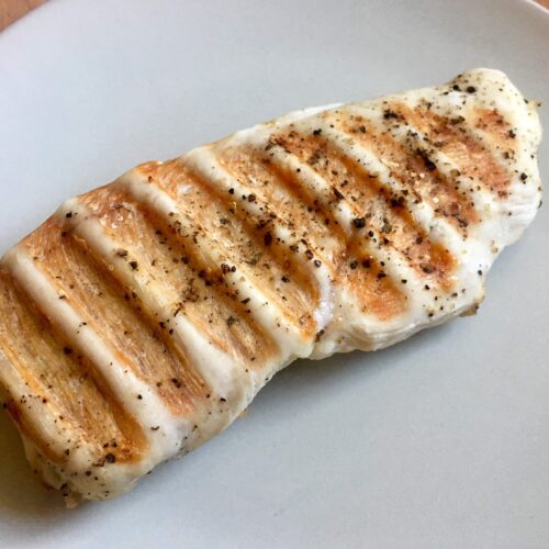 Gegrillte Haehnchenbrust