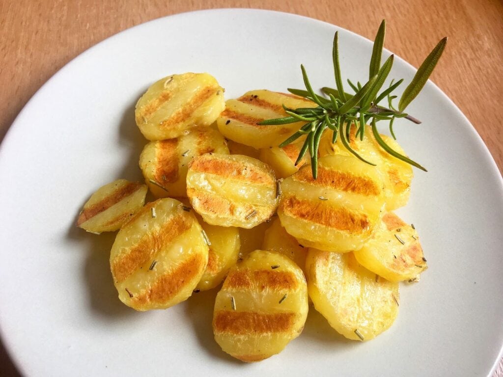 Gegrillte Kartoffeln Kontaktgrill