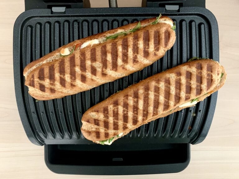 Gegrilltes Tomate Feta Sandwich OptiGrill