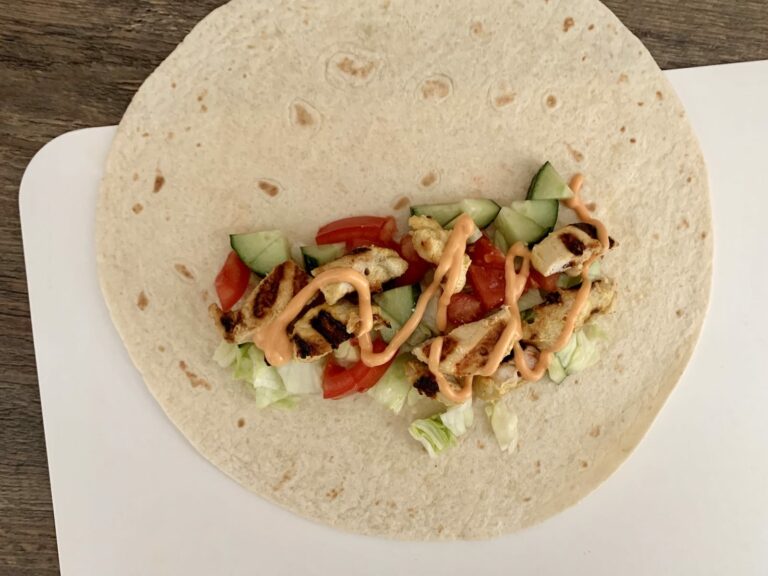 Hähnchen Wraps befüllen