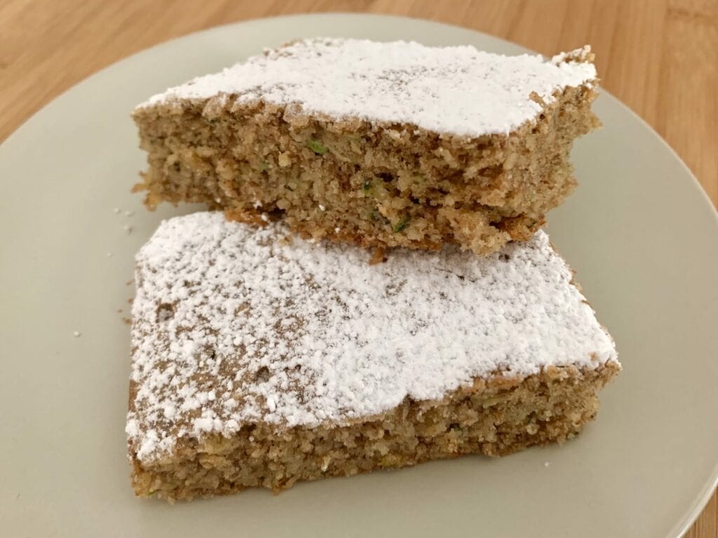 OptiGrill Backschale Rezept Zucchini Nuss Kuchen