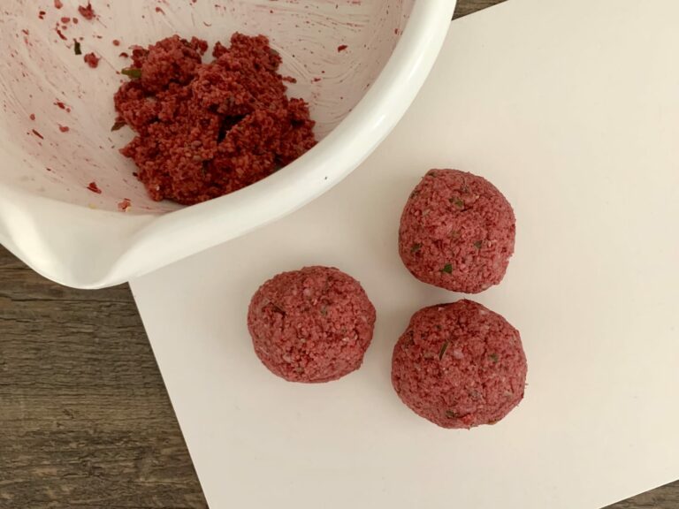 Rote Bete Patties formen