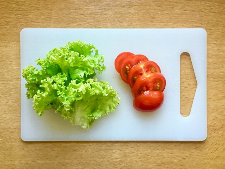 Salat Tomate waschen schneiden