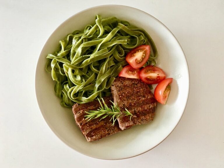 Steak Spinat Nudeln