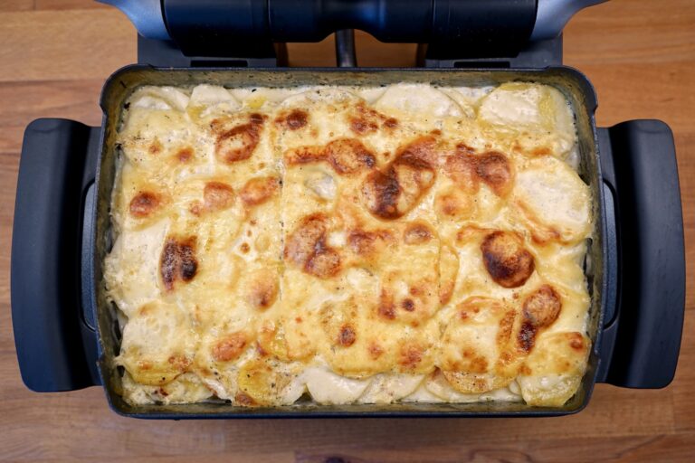 Kartoffelgratin in der OptiGrill Backschale